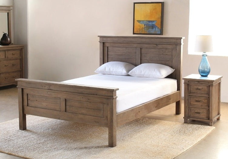 BED62 Settler Queen Bed in Sundried Ash