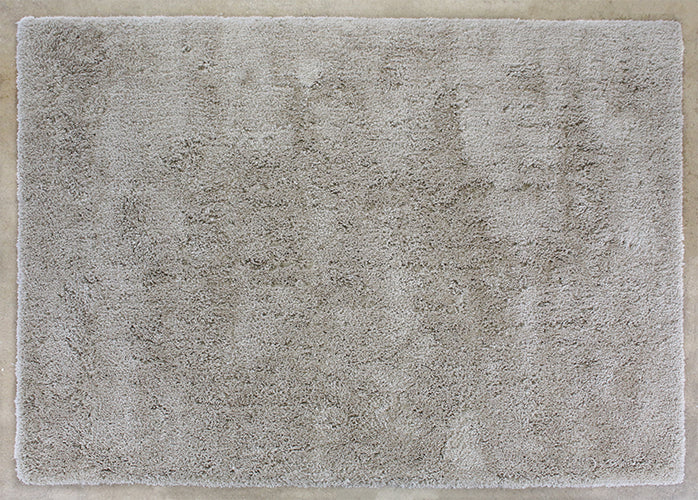 RUG426 - 7'10 X 11 Sand Two Inch Pile Shag Rug