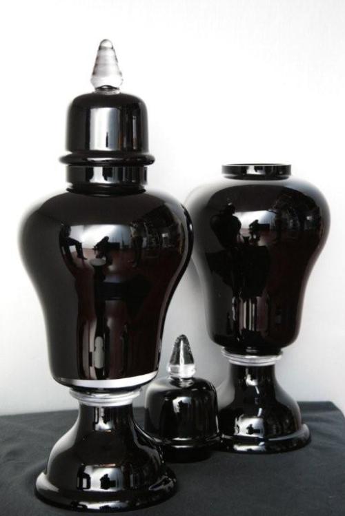 Monroe Black Glass Urn with Lid 8