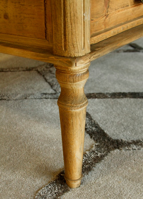 French Farmhouse Coffee Table in Bleached Pine