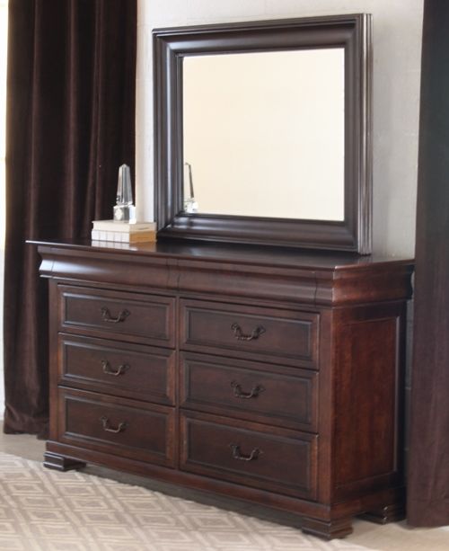 Cordevalle Dresser