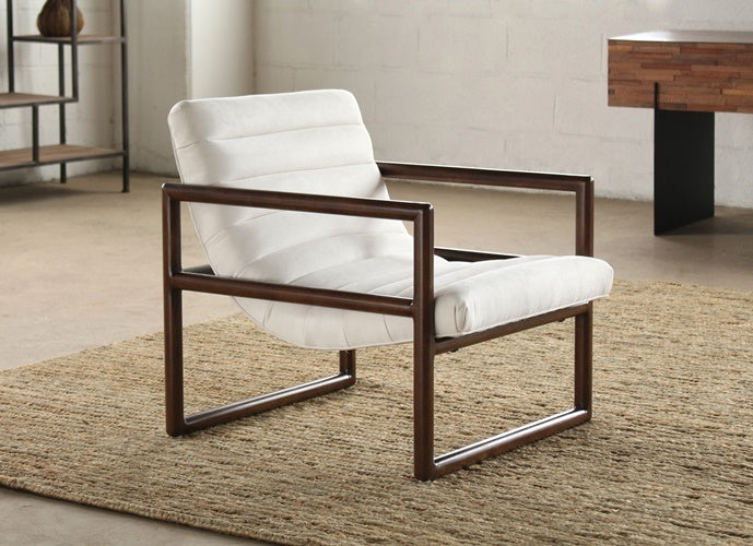 LC208 Fitz Lounge Chair