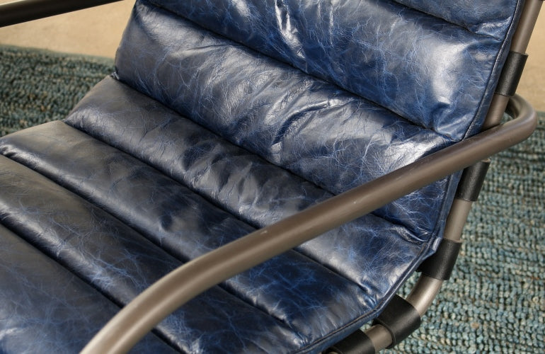 LC212  Venice Lounge Chair