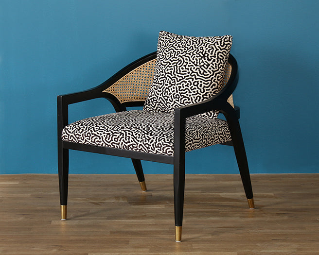 Black And White Maze Fabric Lounge Chair With Cane